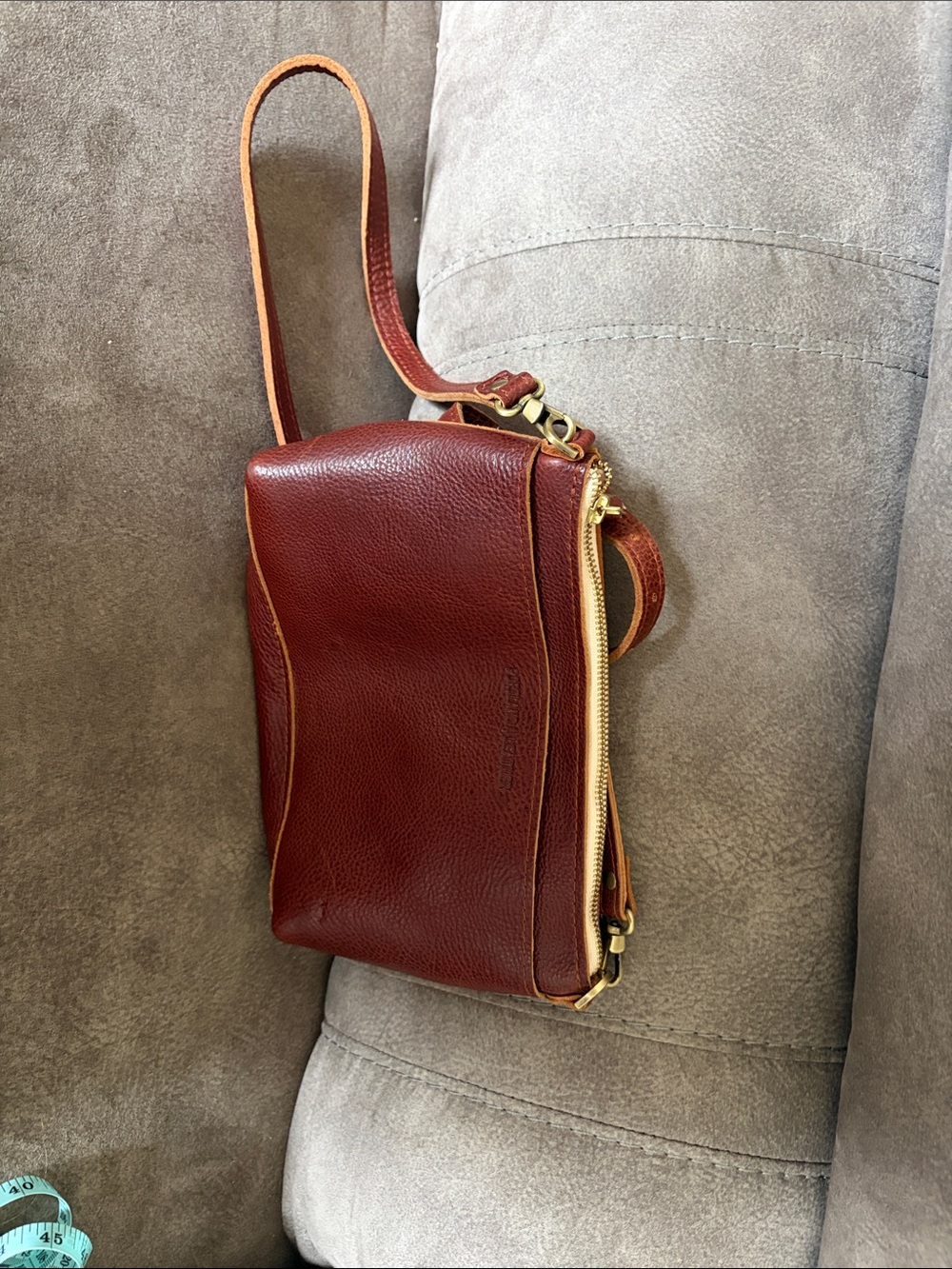 Portland Leather Nutmeg crossbody
